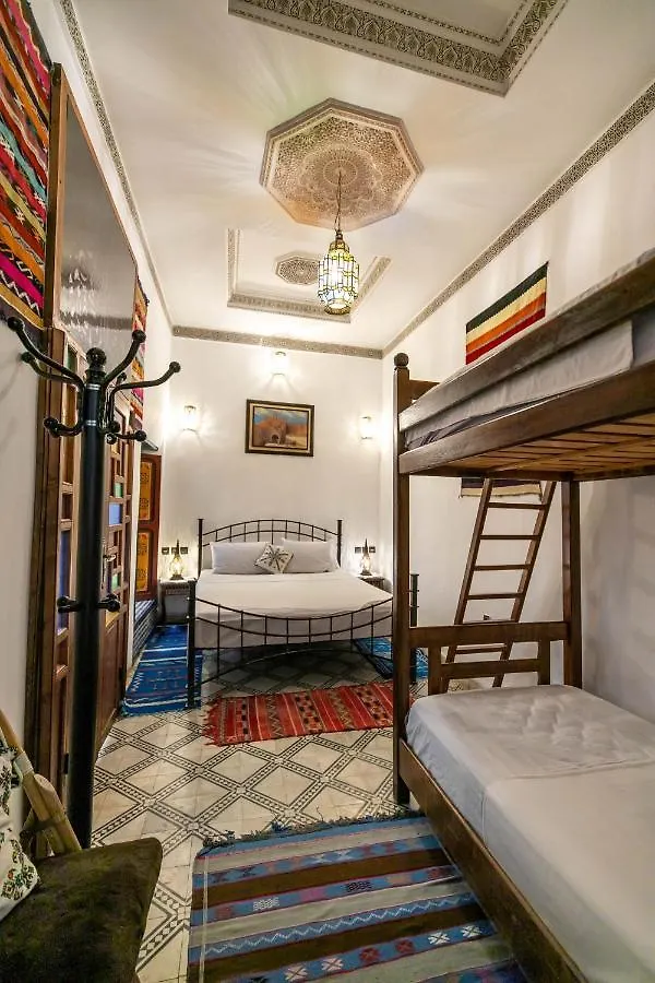 Riad Fes Allouch Pensión